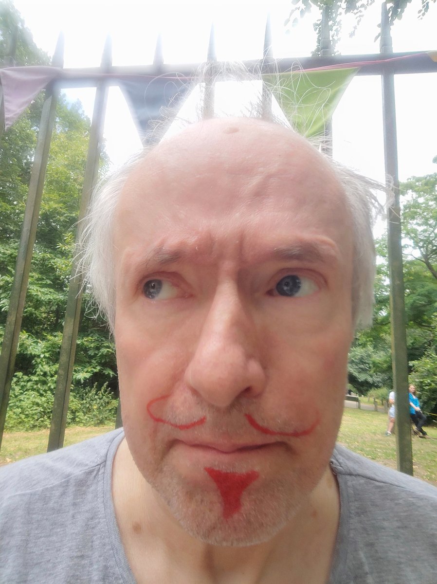 At <a href="/Severndroog/">Severndroog Castle</a> fully prepared to watch the 3 Musketeers. Real paint. Not your digital trickery!