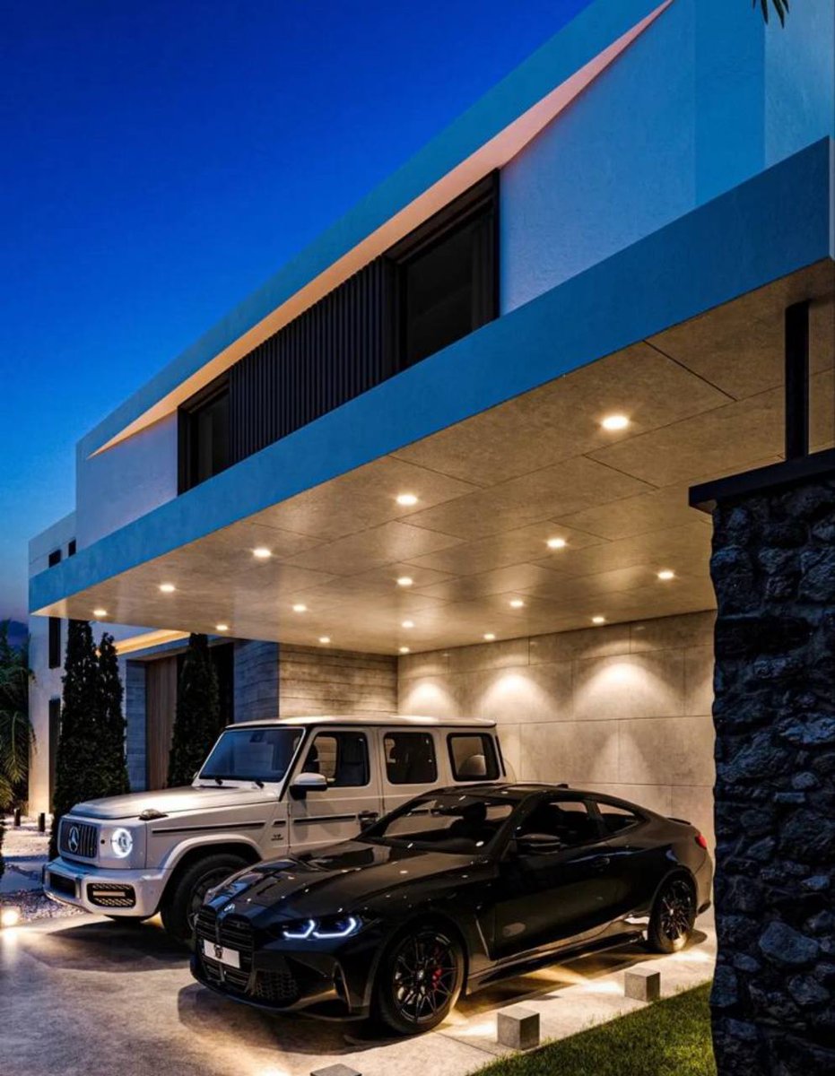 McMoonshyne's tweet image. new toy