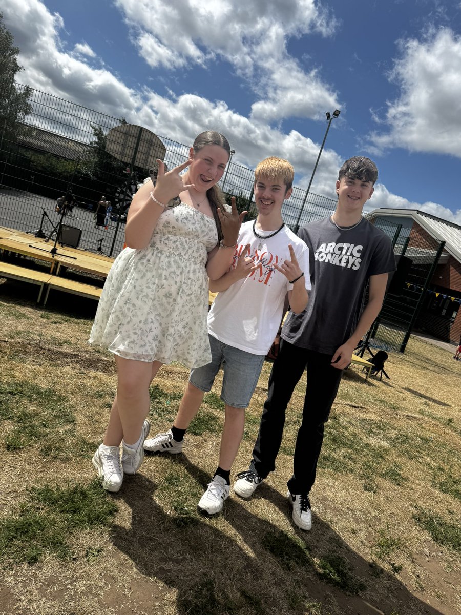 NorbridgeCIA's tweet image. Thank you to the band ‘General Public’, Ashton & Fin for their School of Rock performance and Grace with her stunning performances. @DeltaNorbridge