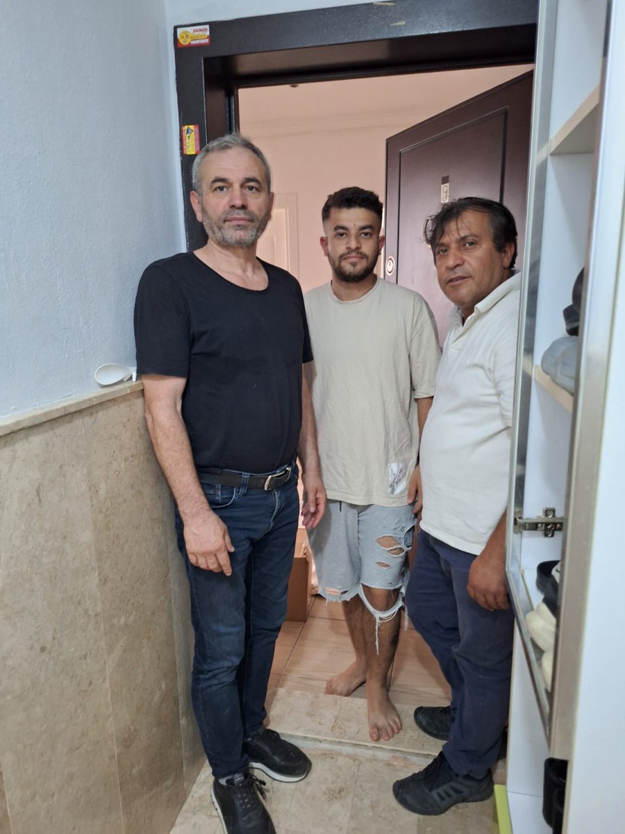 AK PARTİ KONYAALTI🇹🇷🇹🇷 (@konyaaltak) on Twitter photo Yönetim kurulu üyelerimiz Hülya Kahraman ve Sezai Akman Altınkum, Gürsu, Hurma ve Liman Mahallelerimizde hemşehrilerimize ziyaretlerde bulundular.
<a href="/alicetin_07/">Ali Çetin</a>
<a href="/avyunusgunal/">Yunus Günal</a>
<a href="/akpartiantalya7/">AK Parti Antalya</a> Yönetim kurulu üyelerimiz Hülya Kahraman ve Sezai Akman Altınkum, Gürsu, Hurma ve Liman Mahallelerimizde hemşehrilerimize ziyaretlerde bulundular.
<a href="/alicetin_07/">Ali Çetin</a>
<a href="/avyunusgunal/">Yunus Günal</a>
<a href="/akpartiantalya7/">AK Parti Antalya</a>
