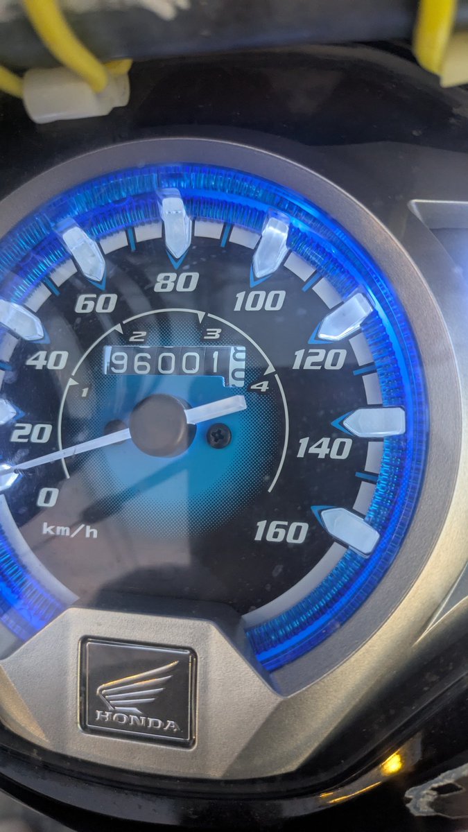 今日で、96000km越えました。
10万キロまでもう少し😁