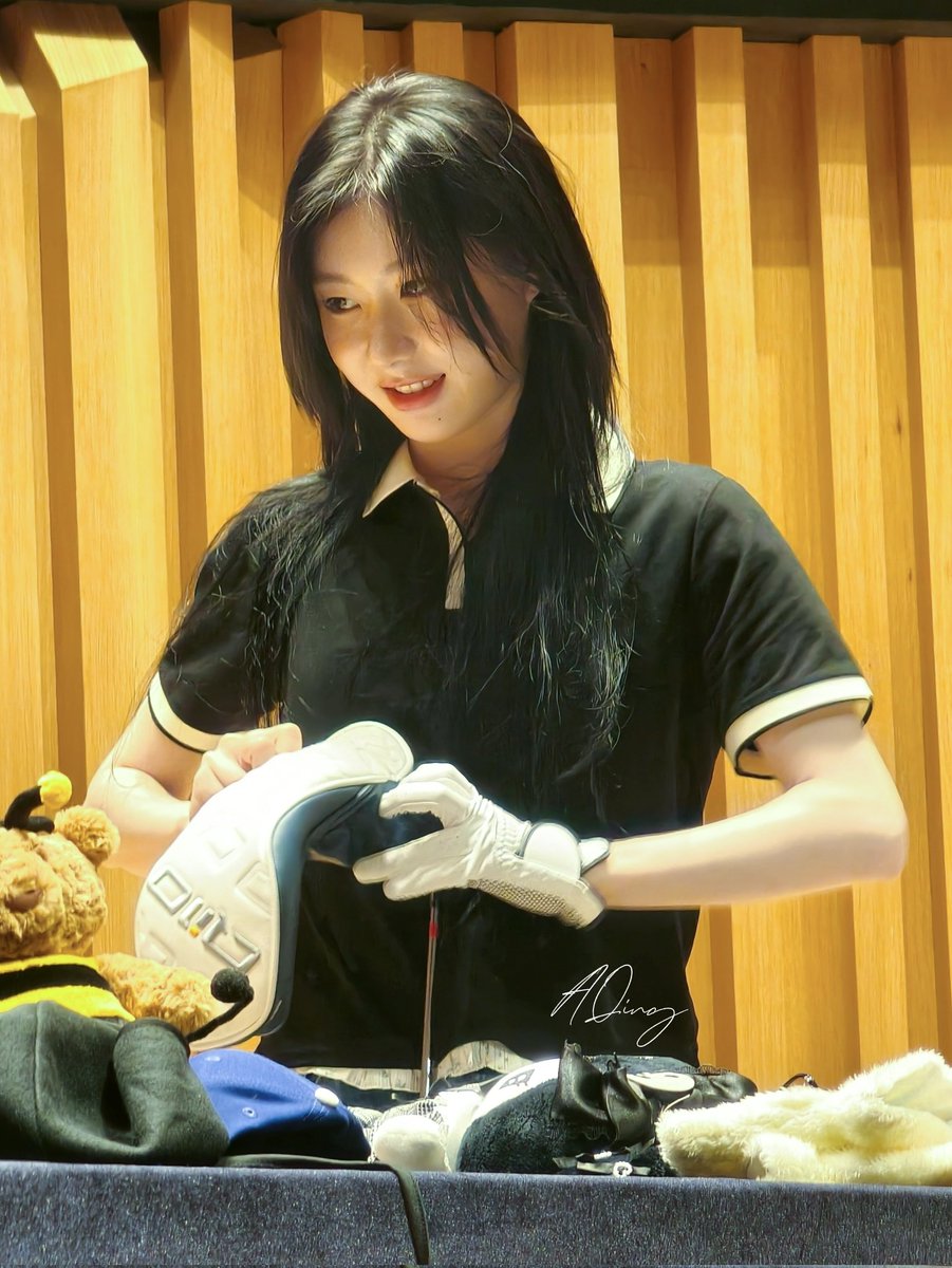 250628mp#ITZY 
#있지 #채령 #CHAERYEONG