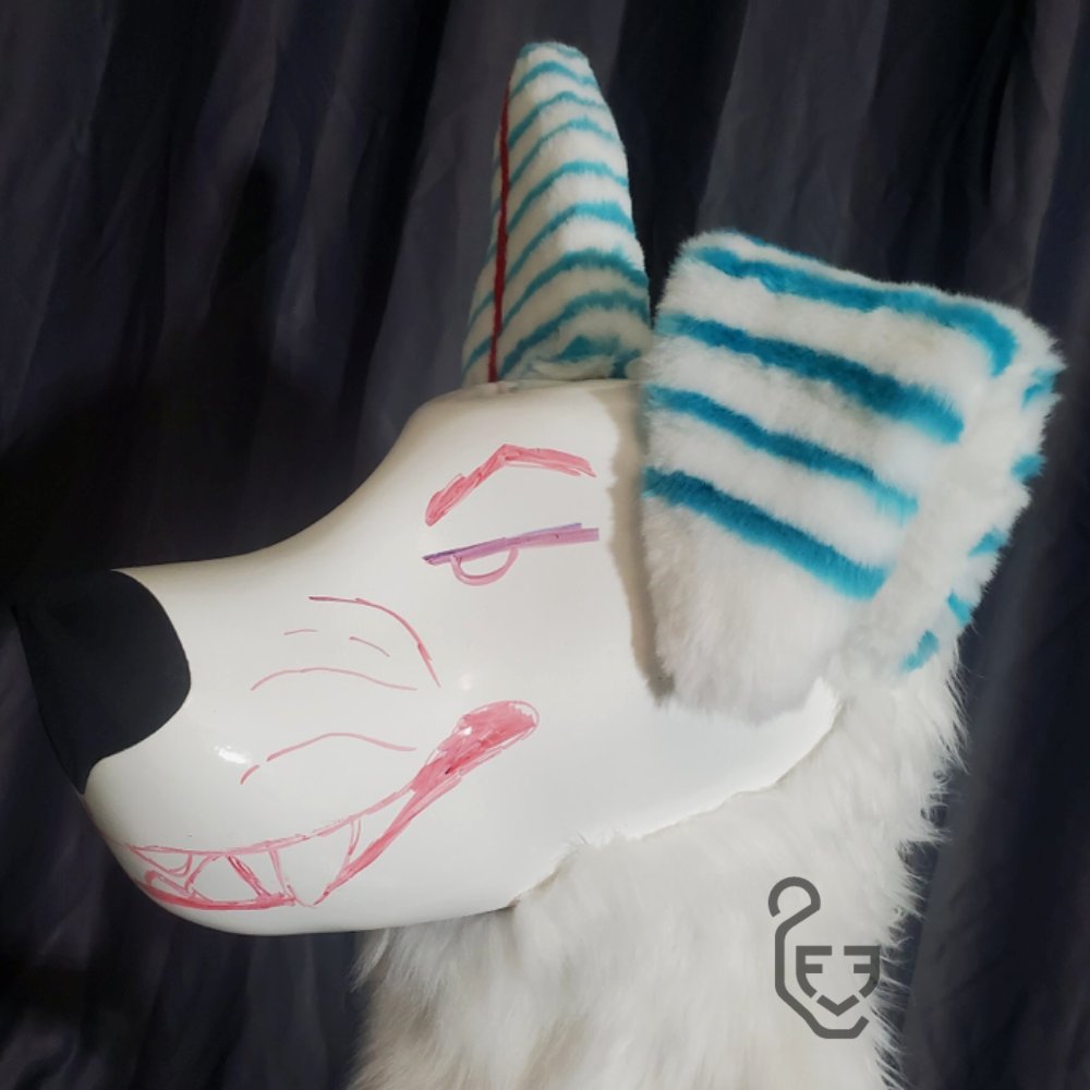 MissingJay's tweet image. College Ruled the first ever white board fursuit is finished!

They have
Nose vision
Jaw ventilation
adjustable internal fan
And most importantly a fully functional dry erase face

College ruled has a home but more Doodle Dogs are coming soon!

#fursuitmaker #fursuit #fursuithead