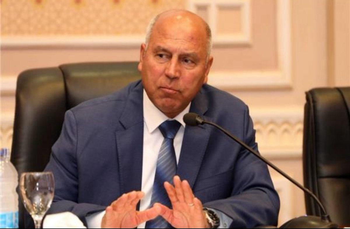 أنت واللي زيك سبب المصايب والكوارث إللي في البلد منكم لله