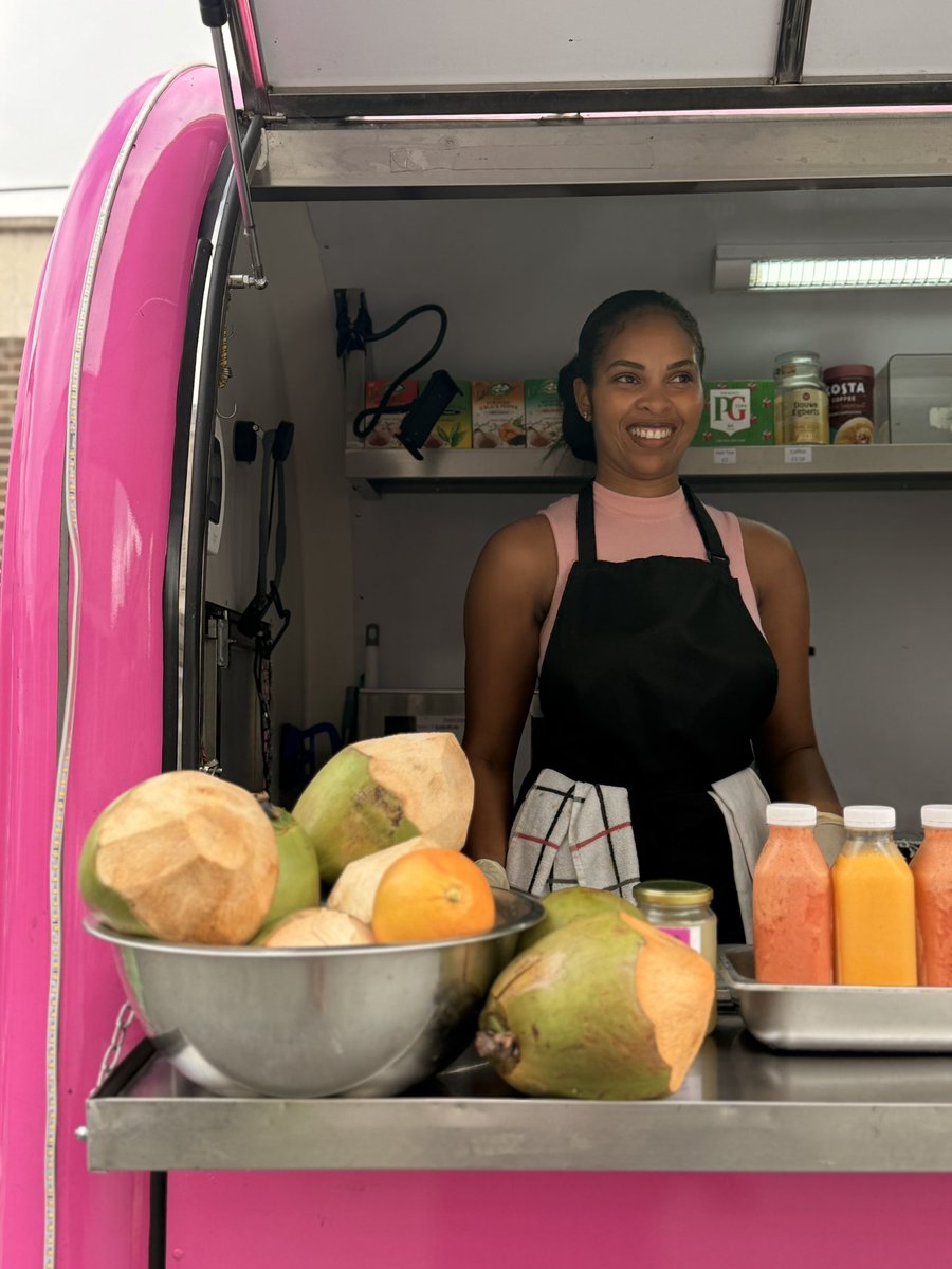 So much happening in Catford for the Big Weekender    Exhibitions, fun, games, local traders, music and more.  Pop down and link in on the Lewisham Local stall 🎪🍦🏀🍉