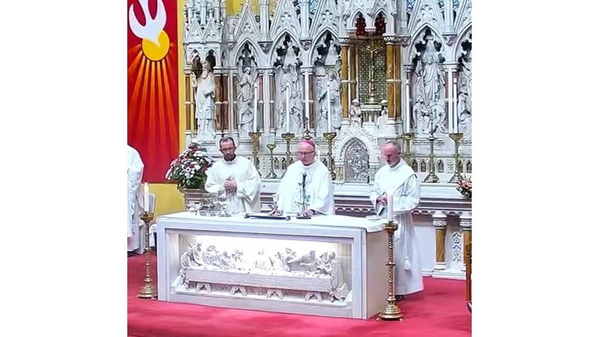 We extend our congratulations to Reverend Stephen
Baxter a native of our parish who was Ordained Deacon on Friday 27th June - Feast of the Sacred Heart of Jesus.