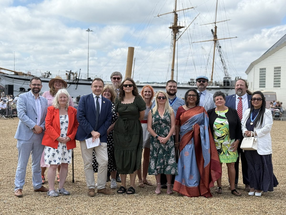 Medway Labour &amp; Co-operative were proud to stand in support of our Armed Forces community today. We thank all those who serve — past and present — and reaffirm our commitment to the values of service, duty and peace.