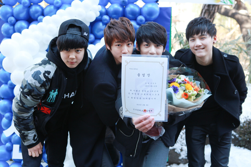 hourly oldies bts (@oldiesot7) on Twitter photo 