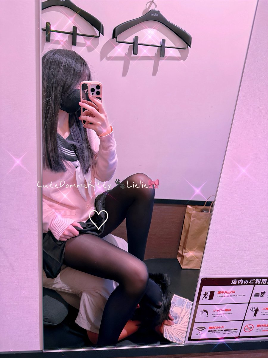 【 足下臣服｜支配踩踏日 】

7/13 我的小腳腳要有人照顧～
你要不要當我的舔腳墊？

我踩，你哼，我開心🥰

乖乖趴好，讓我把腳放你臉上
名額不多，舔慢點、哼大聲一點

🌙 7月13號（六）自認是乖狗狗的來不來？

💋 歡迎戀足癖/足控/想嘗試的好奇寶寶一起來玩～～！

-

#踩 #足控 #臣服 #戀足