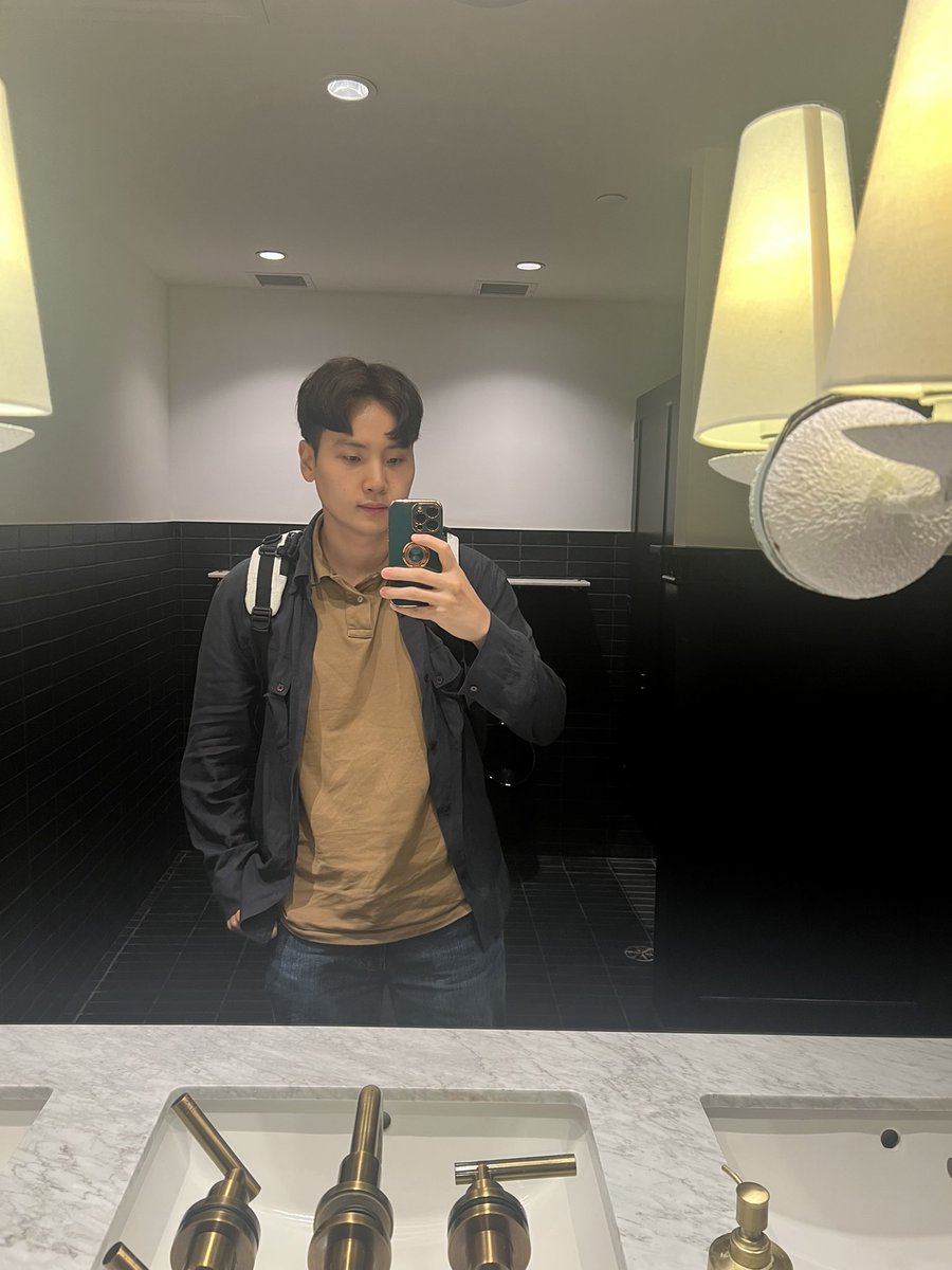 장현우 (@sc2creator) on Twitter photo Thank you <a href="/AlQadsiahES/">AlQadsiah Esports</a> for the time together. I’m now a free agent and open to new opportunities.
#SC2 #FreeAgent Thank you <a href="/AlQadsiahES/">AlQadsiah Esports</a> for the time together. I’m now a free agent and open to new opportunities.
#SC2 #FreeAgent