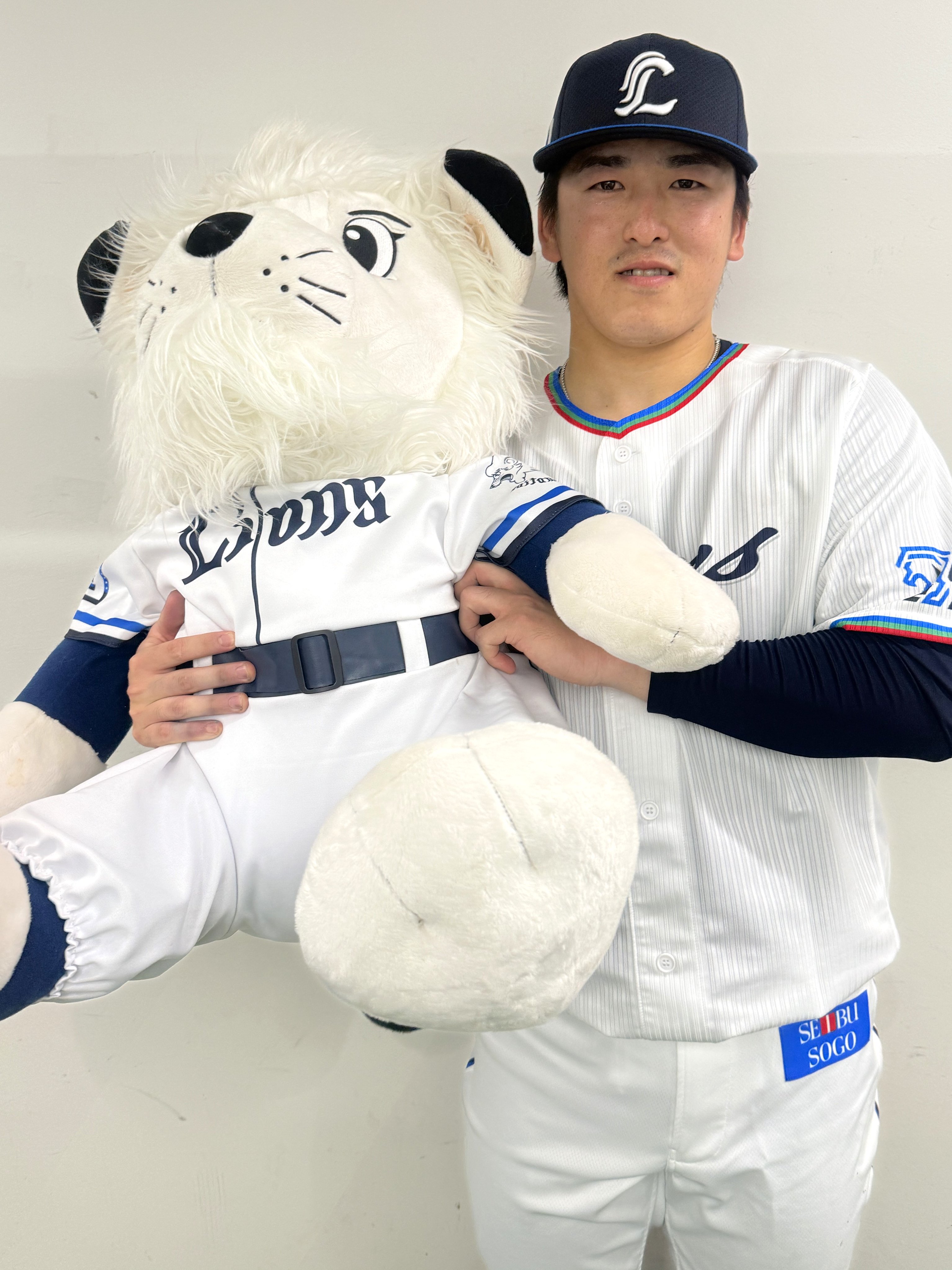 隅田知一郎 ユニ