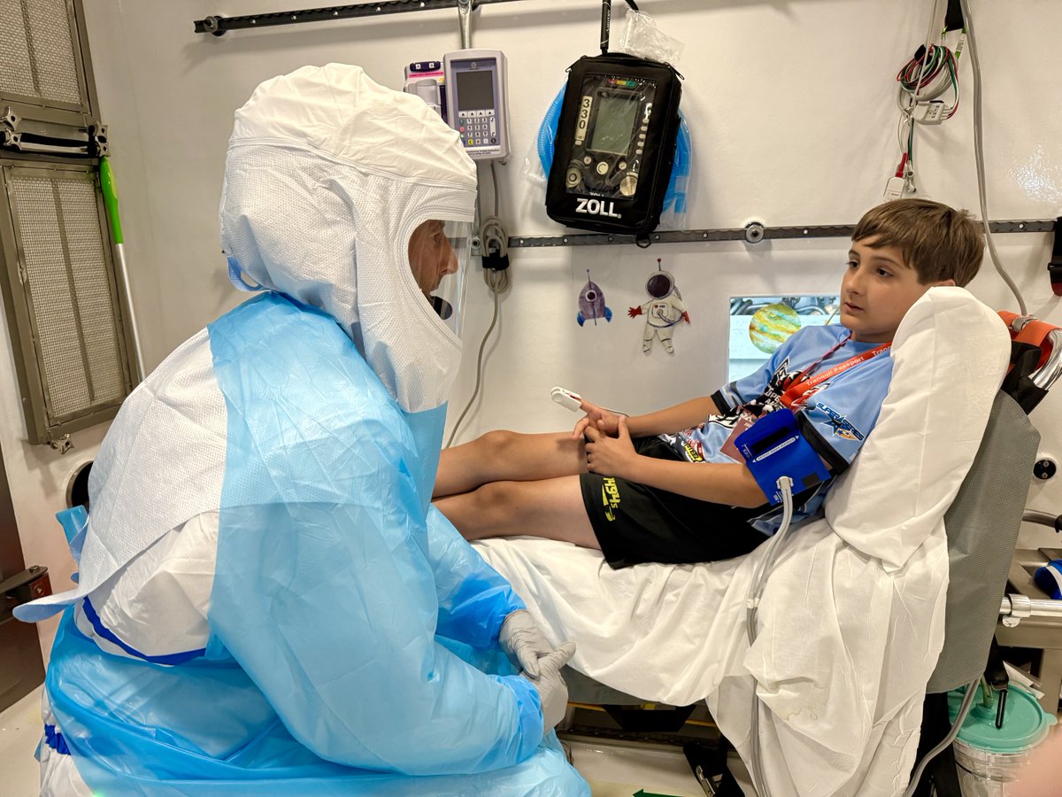 ASPRgov's tweet image. As part of the Tranquil Passport Exercise, a simulated highly infectious disease patient was transported to Bellevue. NYC Health + Hospitals/Bellevue is the Regional Emerging Special Pathogen Treatment Center for New York, New Jersey, Puerto Rico, and the U.S. Virgin Islands.