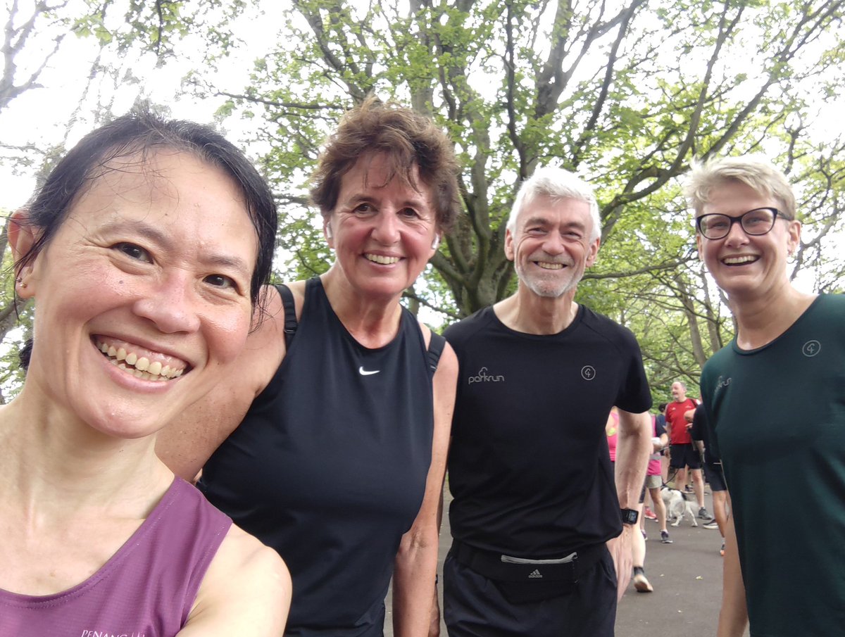 Ai Lyn Tan (@ailyn_runner) on Twitter photo 🌟Wonderful to welcome visitors to <a href="/WHMparkrun/">WoodhouseMoorparkrun</a> #Leeds
It was lovely to meet Helen, Gordon & Kate 🤗
Joining me in my #parkrun 557, #runstreak 1,934!😊
#loveparkrun #ukrunchat 🌟Wonderful to welcome visitors to <a href="/WHMparkrun/">WoodhouseMoorparkrun</a> #Leeds
It was lovely to meet Helen, Gordon & Kate 🤗
Joining me in my #parkrun 557, #runstreak 1,934!😊
#loveparkrun #ukrunchat