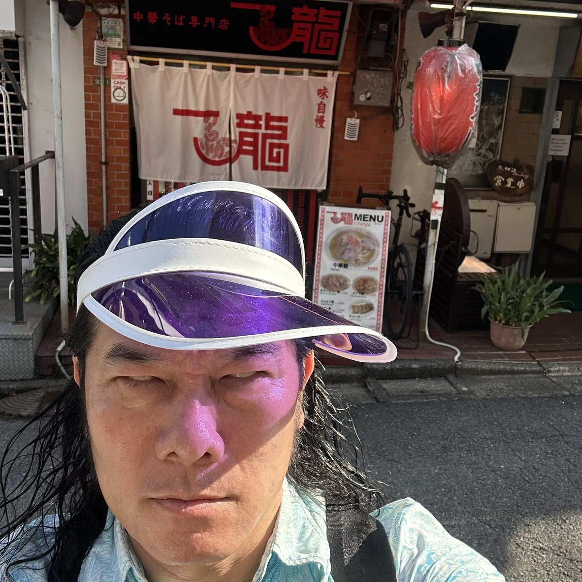 okiteporsche's tweet image. 下北沢一龍中華麺。お気に入りのラーメン屋を教えて、と言われて真っ先におすすめするぐらい好きな一龍。こんな地方特性あるおいしいラーメンが東京で食べられてるだけでそもそも奇跡。脂感塩分化調量これ以上ない完全試合ラーメン。敦賀一力より俺は断然こっち。9月末移転、場所未定。絶対次も行く!