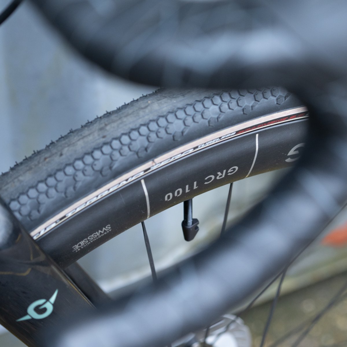Meet Adam Blythe's Genesis Croix de Fer 931.

Equipped with DT Swiss GRC 1100 wheels for lightweight performance and quick acceleration. Sturdy Vittoria Terreno tyres withstand anything and Shimano GRX has dependable shifting and braking.
 
#genesisbikes #genesisbicycleclub #gbc