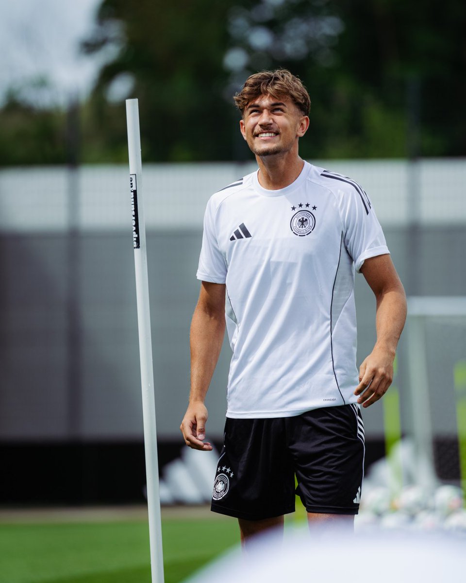DFB_Team's tweet image. Happy Birthday, Tom! 🖤❤️💛

#dfbteam | 📸 DFB/ Philipp Reinhard