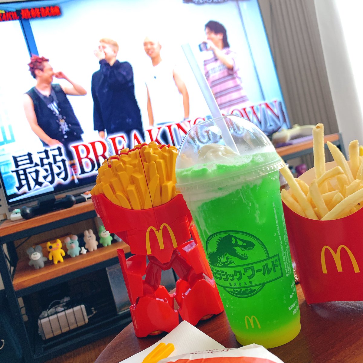 ダンさんがマック買ってきてくれて家で食べながらパーラーカチ盛り見た😹👏勝者おめでとうございます👏最終の他のメンバーも激カワのあおぽん（水ダウ〜！）も実力サイバーおかんも（サムネ力もすごかった😹）また出て欲しいです😹✨いいシーンがあり過ぎてこのあたり全部伝説😹😹😹✨