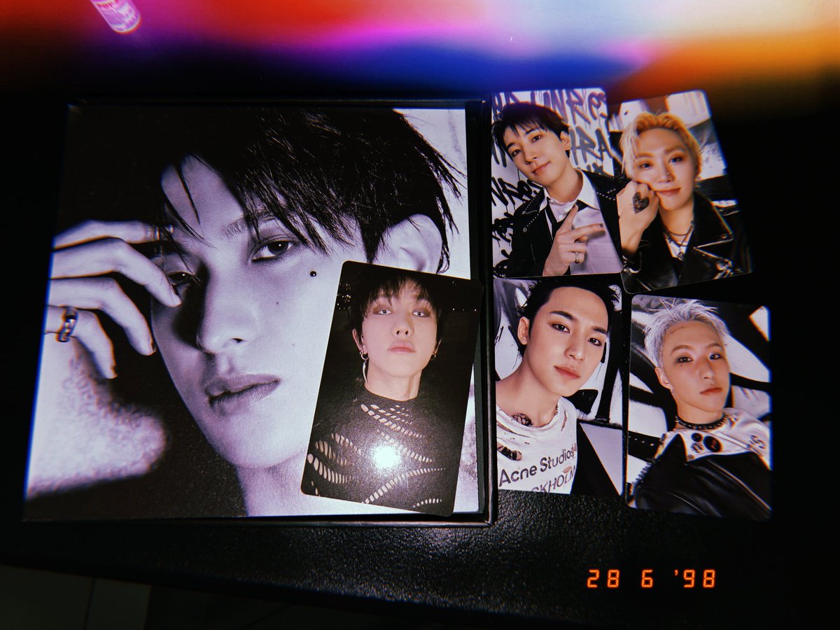 Got my Daredevil album today and whew! What a set! 🩵🩷💎 TY <a href="/ayescoupsGOs/">ayescoupsgos</a> 😊