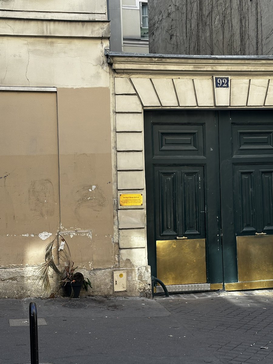 Végétalisation de toute beauté, rue d’Hauteville #paris10