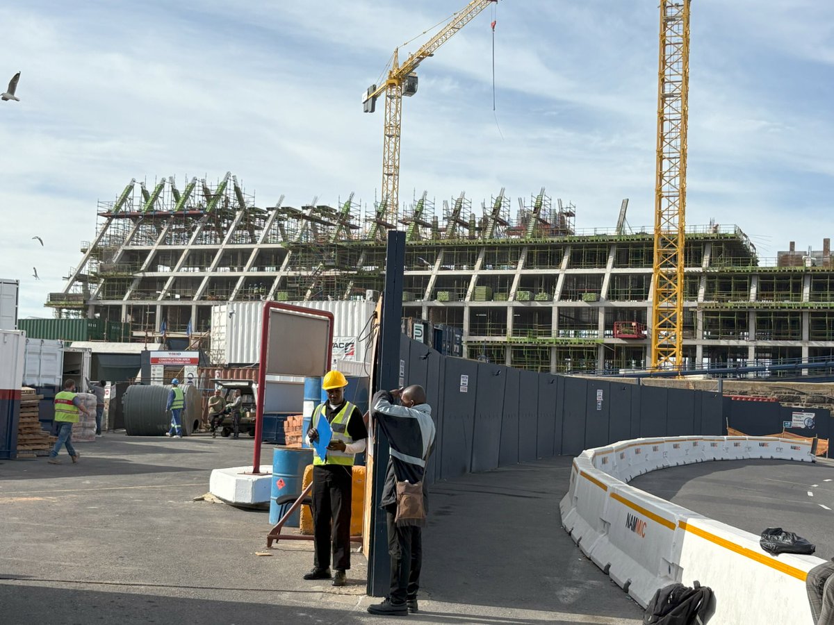 Moneyweb's tweet photo. [ICYMI] Cape Town’s R1bn Quay 7 ‘super-luxury’ hotel will reach completion in March 2026, set to raise the bar for tourists at the V&amp;A Waterfront.

#Moneyweb #Growthpoint

https://t.co/lfyb3GmYHh https://t.co/eG7DFpak4V