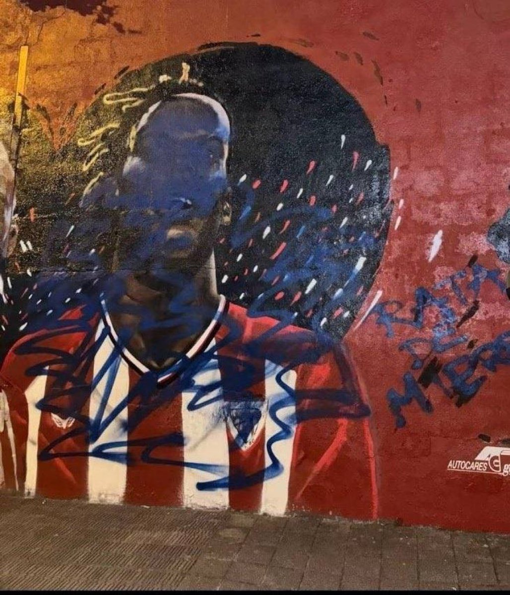 Après que l'Athletic Club ait restauré la fresque de Nico Williams hier, elle a été à nouveau endommagée par les supporters de Bilbao.