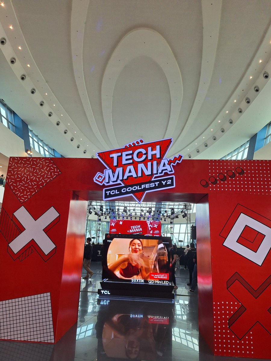 KCMBbarkada's tweet photo. KATHRYN INSPIRES GREATNESS
#TCLCoolFestY2
#TCLTechMania2025

Lets enjoy the day with TCL!

#TCL #TechMania #CoolfestY2 https://t.co/4VhjGdB58O