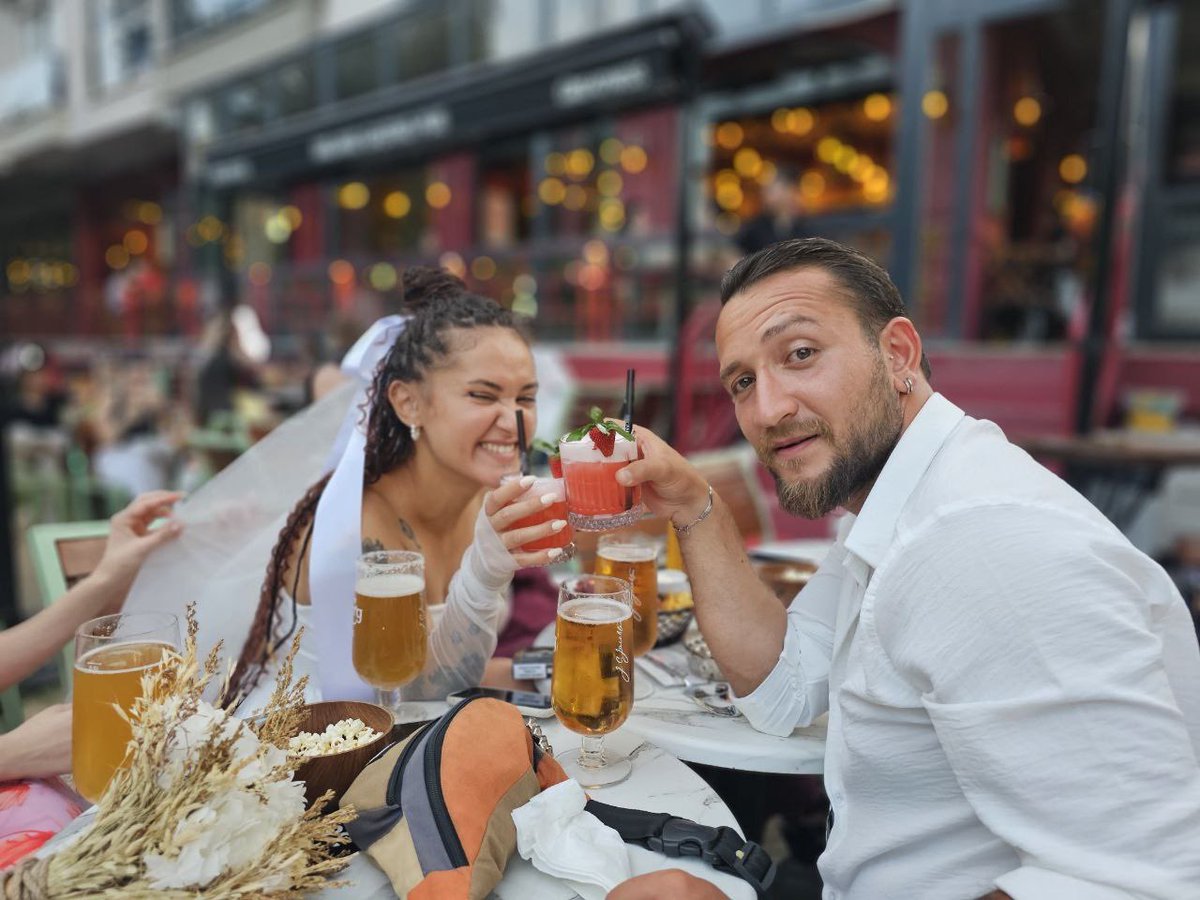 şey, dün evlenmiştik❤️