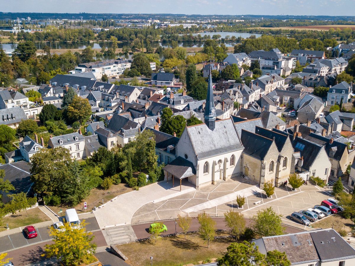 Saint-Avertin (37) : deux ans de prison ferme et ITF de cinq ans pour un cambrioleur algérien vivant illégalement en France depuis sept ans. Il avait déjà été condamné en 2021 et 2023 pour des faits similaires
 fdesouche.com/2025/06/28/sai…