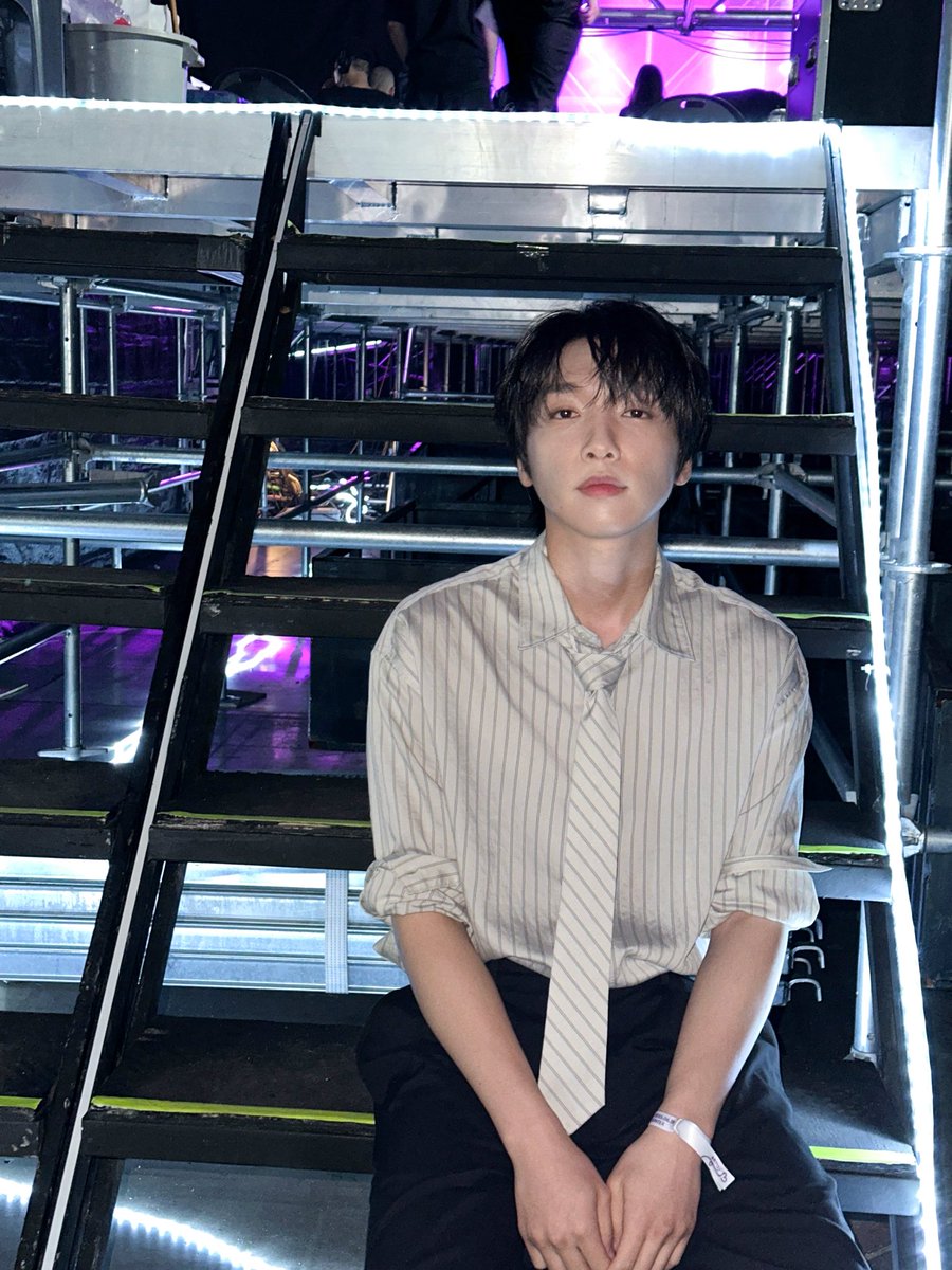 오늘의 모든 순간도 진심으로 즐겨 주신 모든 분들께 감사 드립니다! @ SOMEDAY PLEROMA 2025

- ꕤ -

SETLIST

◾️Eternally
▫️lake
◾️Say yes
▫️JUST U
◾️바다를 나는 거북이
▫️숨은 그림 찾기
◾️Feeling
▫️Don’t know
◾️Horizon
▫️Garden
◾️10분 
🔥10분