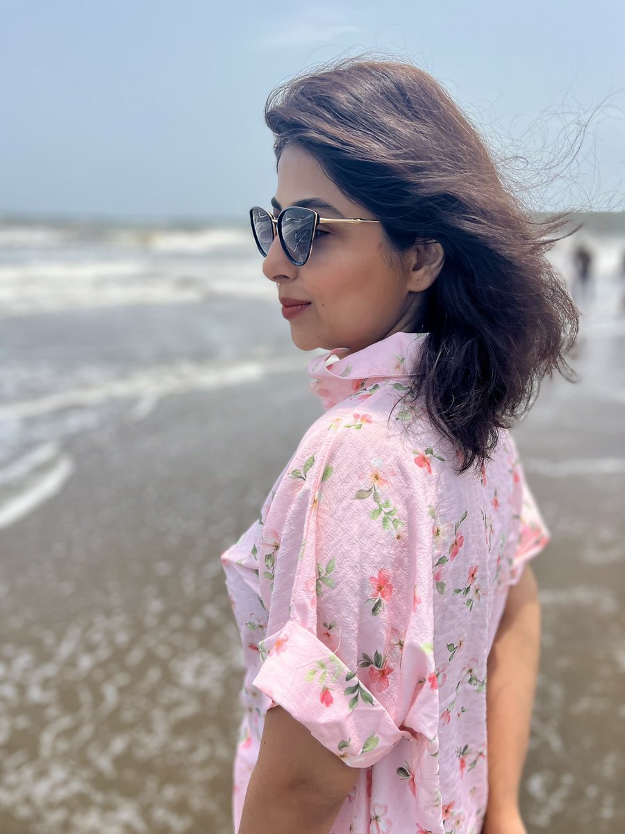 ShaliniKTiwari's tweet image. आज गोवा में धूप है … पूरे 4 दिन बाद