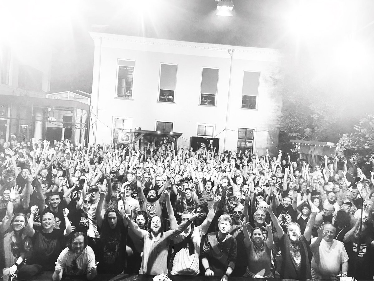 Deventer was SOLD OUT and killer! TONIGHT we’re in Wiesbaden at SOL Sonic Ride Fest. See you there!

Tickets for all dates at kingbuffalo.com/tour

European Tour
29.6 – Larz, DE @ Fusion Festival
30.6 – Dresden, DE @ Beatpol
1.7 - Bielefeld, DE @ Forum 
2.7 – Nurnberg, DE @