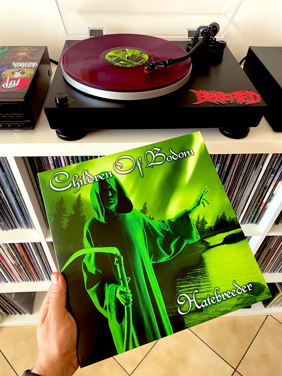 😎☕️🤘#vinyl #Nowspinning: