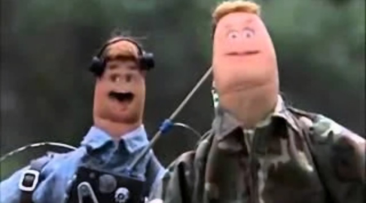 This is my new favourite movie LMFAO 

#NowWatching #BlairThumb