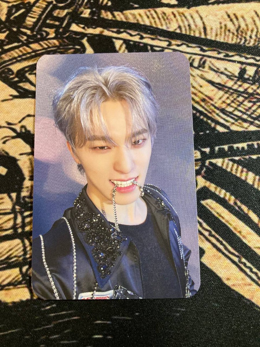 urichni's tweet photo. dino kadena haver 😩💗! thank you ate at pinauwi mo sa akin ang asawa ko @17cartsph, the other items were in good condition and had with a smooth transaction with ate, soafer bait! salamat po sa budol! sa uulitin! 

#tnxwonurang i https://t.co/hpvQncGyXN