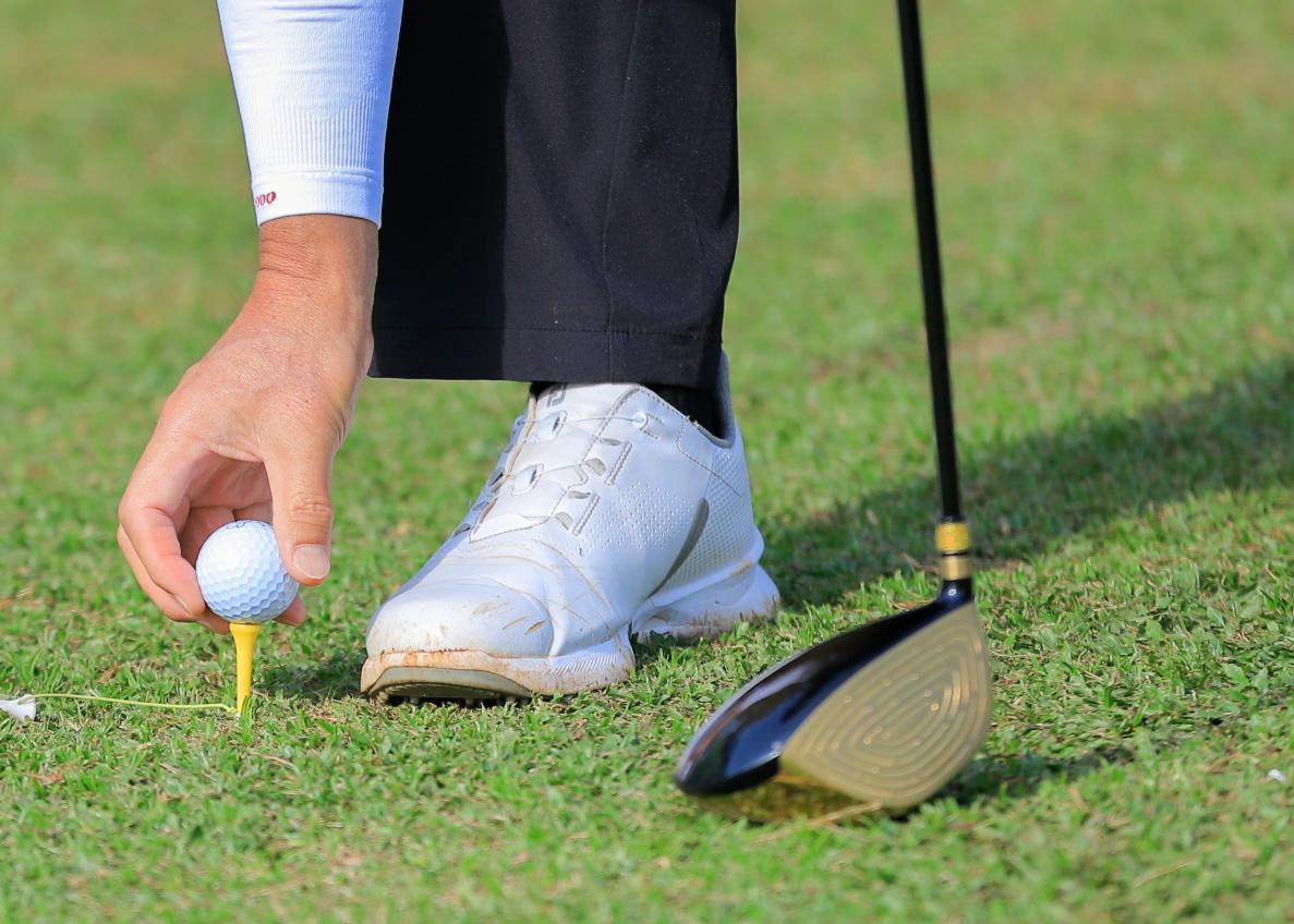 JBNyamate's tweet photo. Teeing off at the 19th Hole Experience hosted by Hima Cement. The 19th Hima Captain’s Putter tournament is underway at Entebbe Golf Club. Players have started at Hole One. #HimaCement #CaptainsPutter @HimaCement https://t.co/TsL2lmvgG6