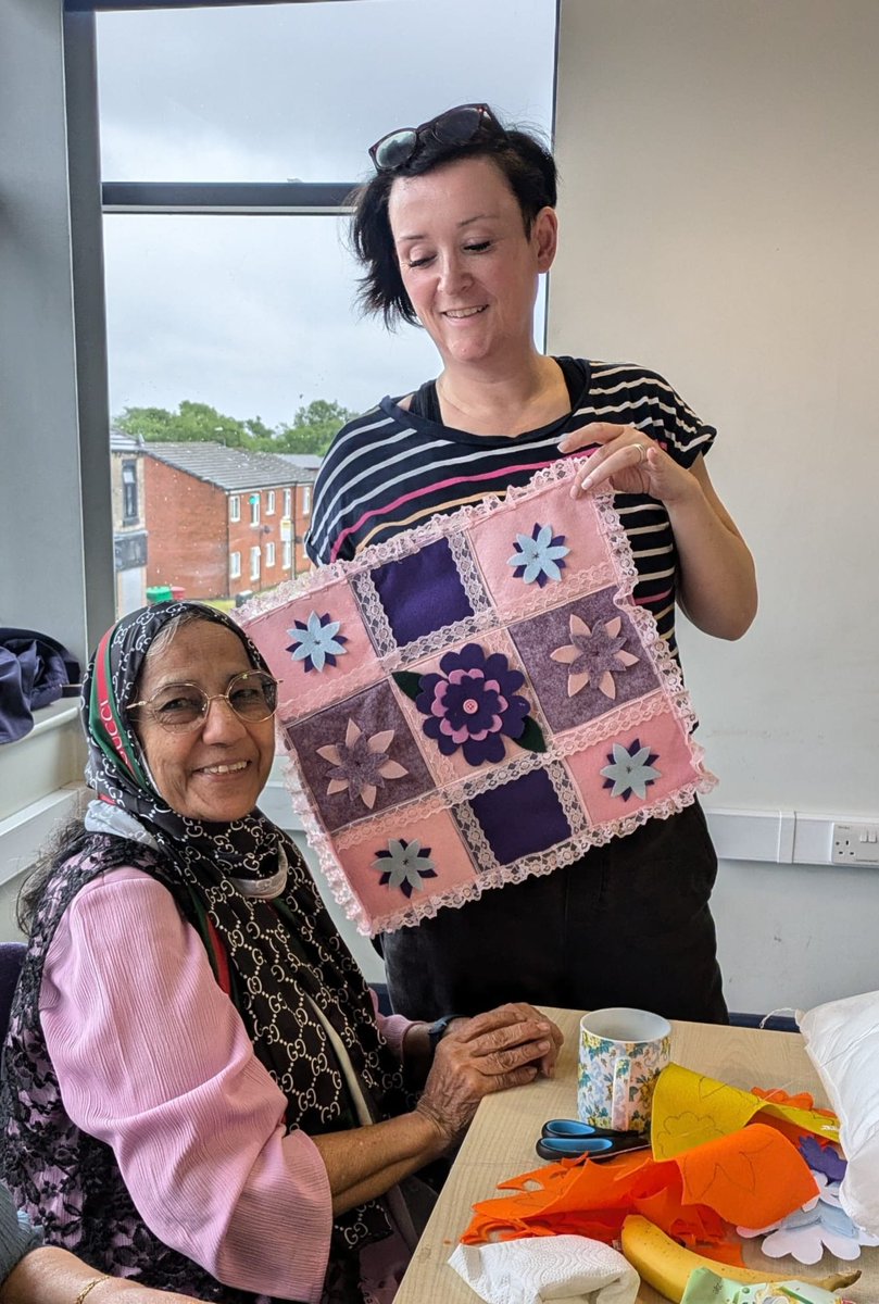 Look at these absolutely gorgeous cushion covers! Our talented ladies from the High Street group have truly outdone themselves. A massive well done to everyone, and a special thank you to Dani for leading these wonderful sessions! 
#artsandcraftsgroup #cushioncovercraft