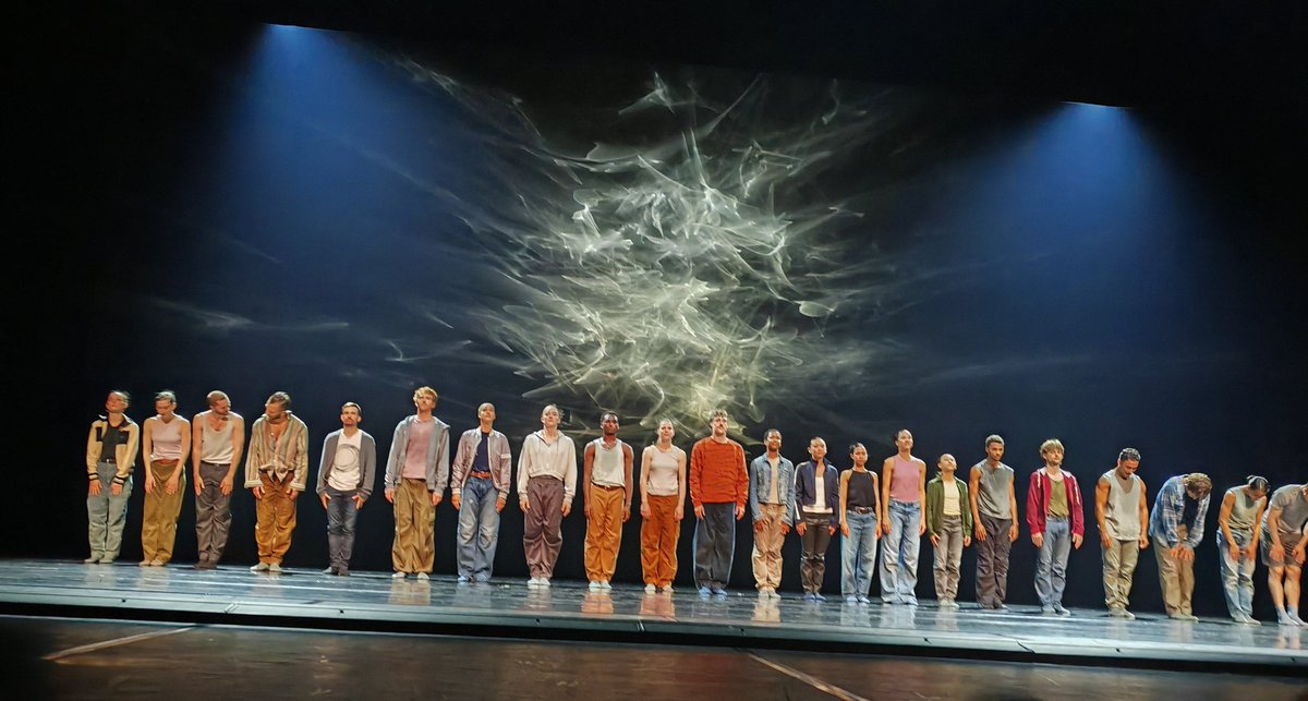 Magnífica la intervención de la compañía de ballet Netherlands Dans Theatre en well Festival de Danza de Montpellier 

 <a href="/NDTdance/">NDT</a> <a href="/montpellier_/">Ville de Montpellier</a> @montpellier_danse 

montpellierdanse.com/programmes/ned…