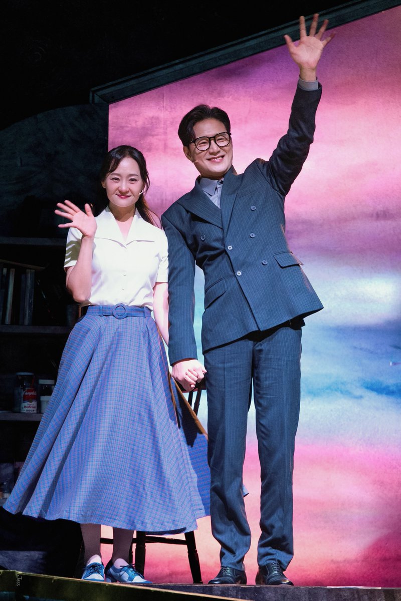 250628 라흐헤스트 안양 커튼콜

향안 | #이지숙
환기 | #김종구 

잘 가요. 
나의 향안, 나의 수화.