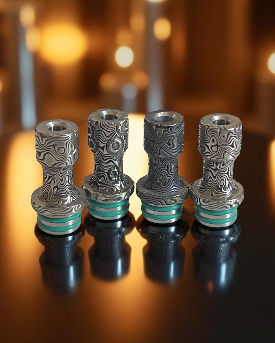 LaurenceDivavap's tweet photo. Forma Nova's last batch is live! No restock, no reserve—just pure elegance. Crafted with Grade 5 titanium, engraved in France for precision. Discover what makes these pieces special. Get yours now! 🔗 https://t.co/2sgTu5N6Xw #FormaNova #VapeCollector #EngravedTitanium 🌬️✨ https://t.co/rwxDHlRtLQ