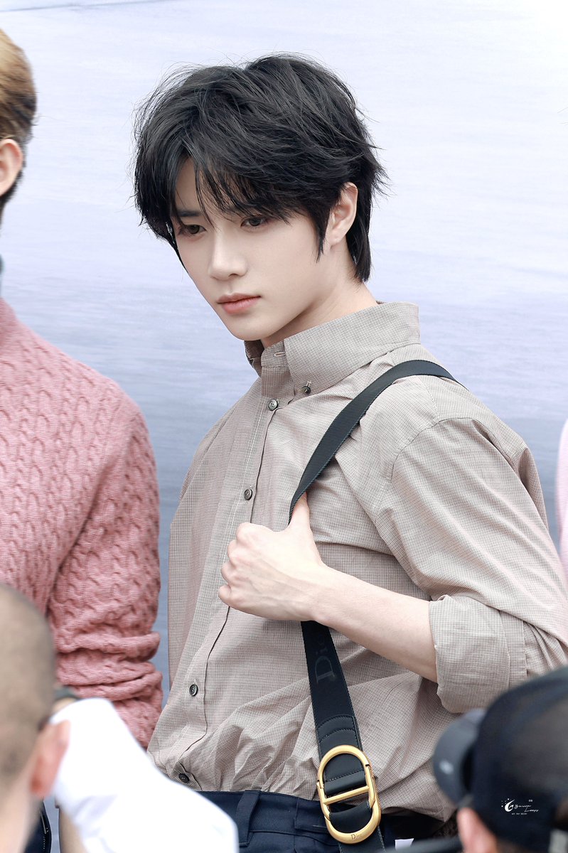 gyuwuloops313's tweet image. 250627 DiorSummer26

#범규 #BEOMGYU #ボムギュ
#TXT_범규 #TXT_BEOMGYU