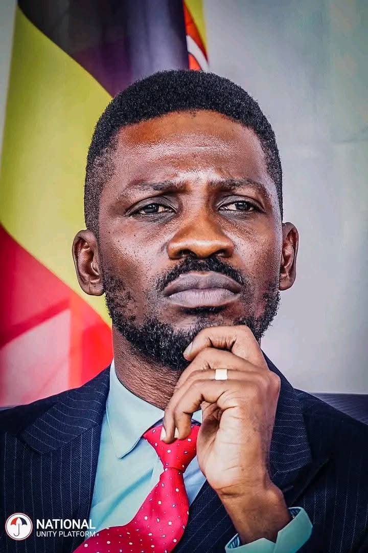 Respect my president kyagulanyi Sentamu Robert <a href="/HEBobiwine/">BOBI WINE</a>. Singa sigwe, singa tetulina kyetumanyi mubya politics. Era singa sigwe singa tetumanyi nti bubbi nabulimba bubade muba opposition betubade nabo okuviila dala mu 1996. abasajja batufugide mubutamanya naye taata notuzibula