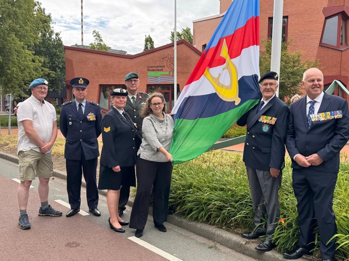 rob_in_wormer's tweet image. Veteranendag! #zoon #Afhanistan