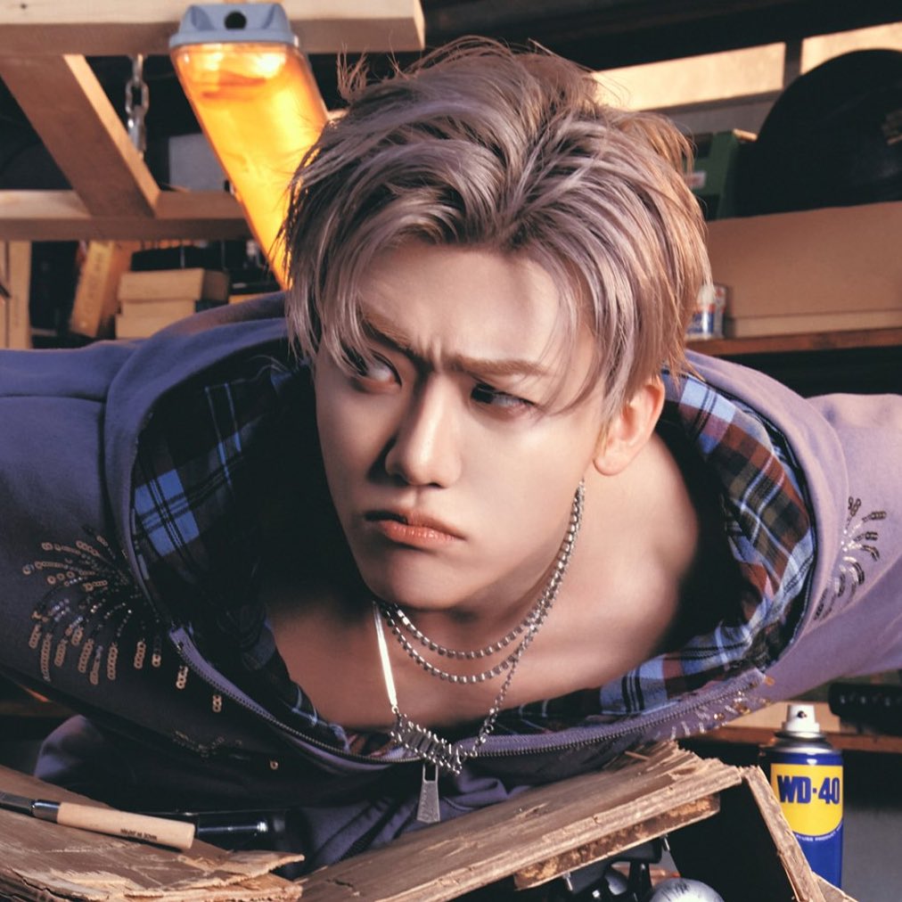 คนนี้โหดมาก                                 ส่วนคนนี้ดื้อมาก