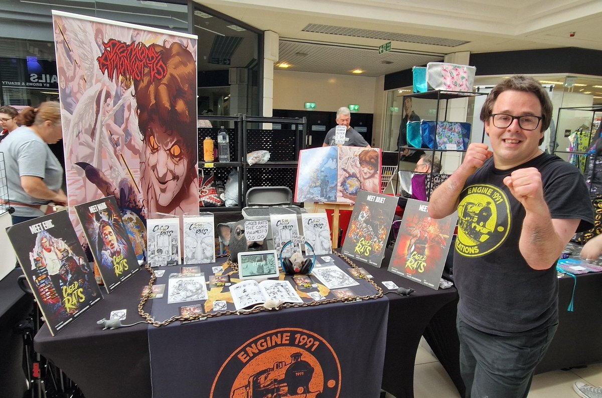 E1991Creations's tweet image. Today and tomorrow,  10am-4pm, I'm exhibiting for the excellent @BGCPComicCon in their free entry weekend comic con inside Falkirk's Howgate Shopping Centre!

I'm selling signed copies of Caged Rats The Comic Vols 1-3 and original horror posters!

engine1991creationsltd.com 

#BGCP