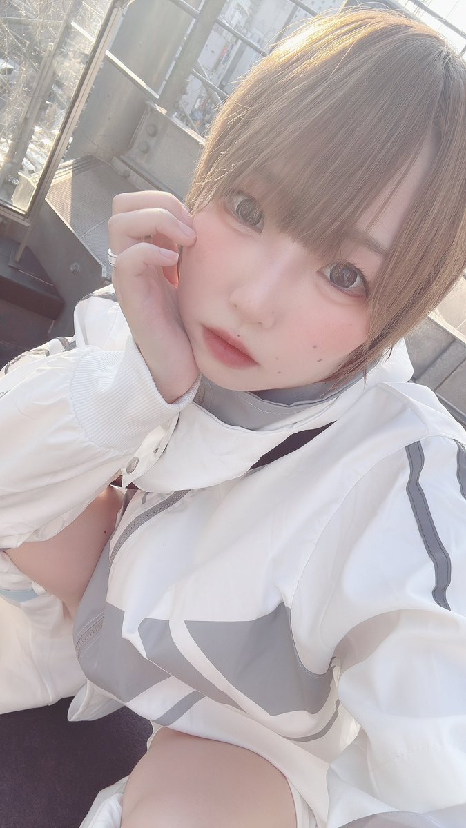 結局電車で来ました。腰痛えぎぃのにおばあちゃんに席譲ったので徳積んだ気分。今日はいいことあるよね、ハム太郎。