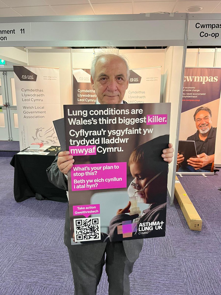 Asthma + Lung UK Cymru (@asthmalungcymru) on Twitter photo Thank you <a href="/MikeHedgesAM/">Mike Hedges</a> for meeting us at #WelshLab25 and talking about lung health in Gŵyr Abertawe Thank you <a href="/MikeHedgesAM/">Mike Hedges</a> for meeting us at #WelshLab25 and talking about lung health in Gŵyr Abertawe