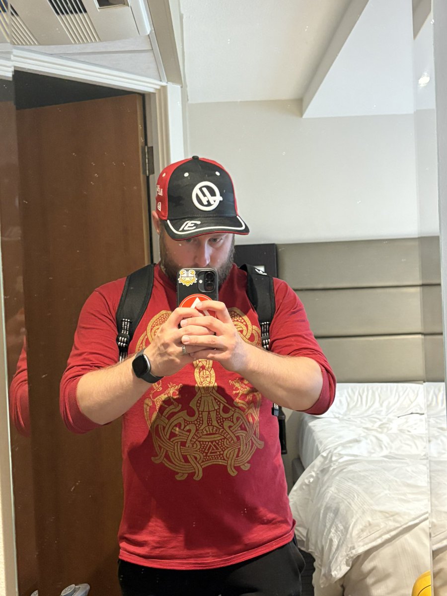 Travelling home today, so it’s only right to get the <a href="/OconEsteban/">Esteban Ocon</a> cap out on quali day #AustrianGP