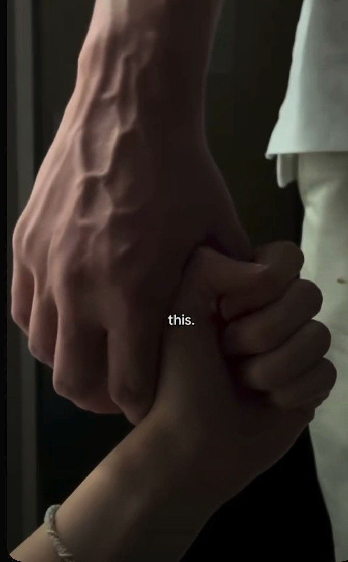 𝐒𝐜𝐫𝐨𝐥𝐥 𝐩𝐢𝐜𝐬 (@scrollpics) on Twitter photo 