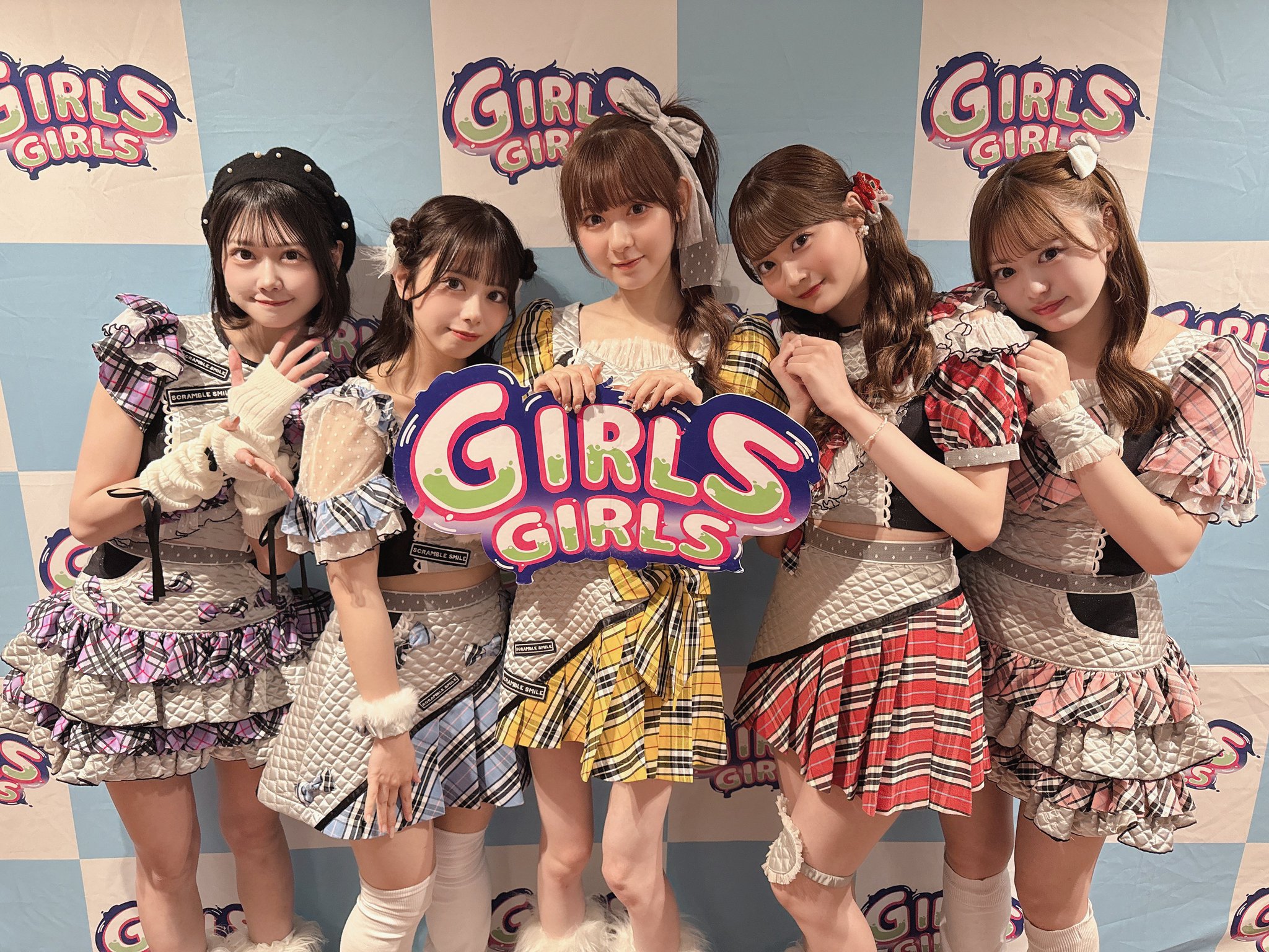 E-girls まとめ売り 91-7N6agrzL.jpg