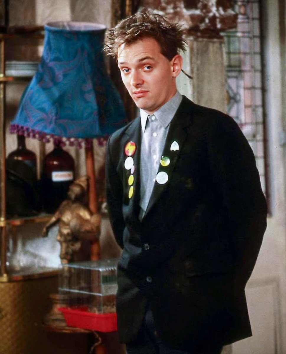 Remembering_Rik's tweet photo. ❤️❤️❤️❤️

#RememberingRik #RikMayall #TheYoungOnes https://t.co/owsSRzBsJN